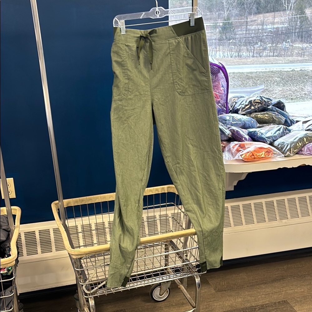 Olive Green women’s scrub Pants